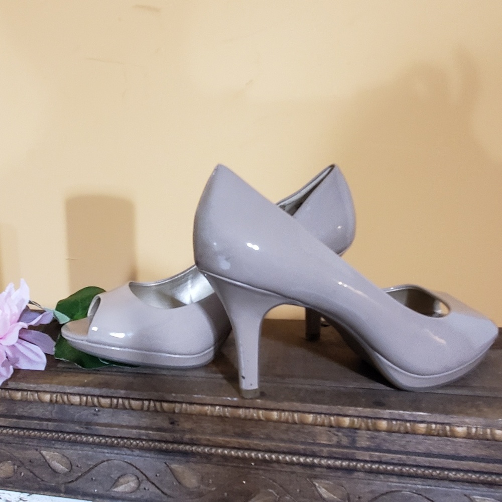Bandolino dress shoes